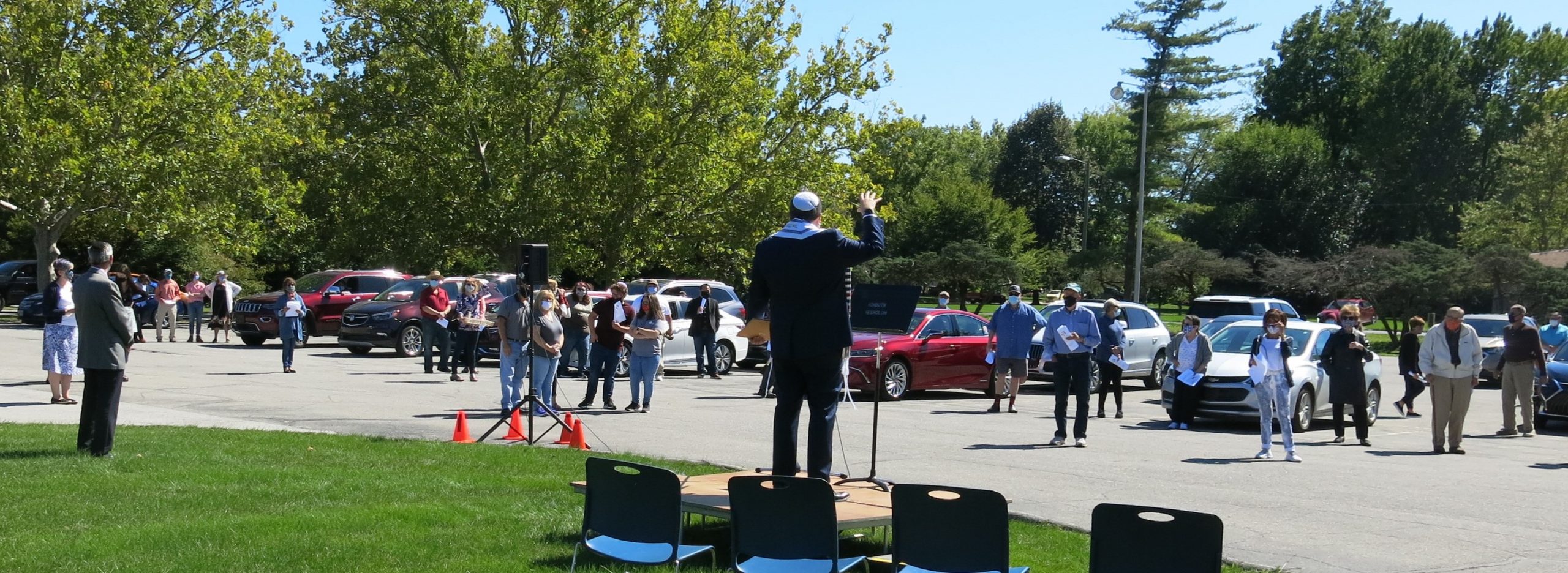 Rabbi Meir at shofar service